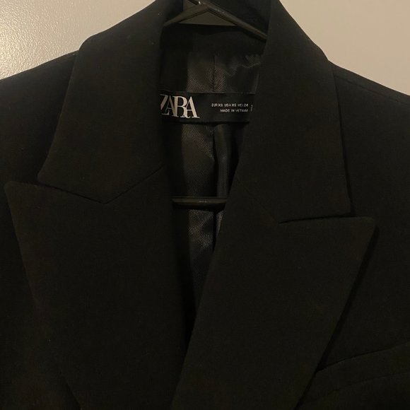 Zara Blazer with Gold Buttons - Picture 3 of 5